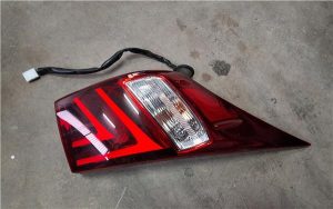 Lexus IS (AVE30/GSE30)(2013->)