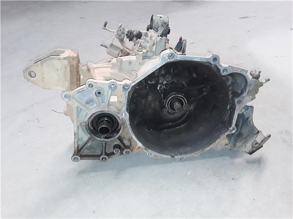 Mitsubishi Outlander (CU0W)(2003->)