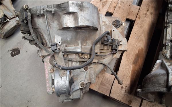 Nissan Almera (N16/E)(01.2000->)