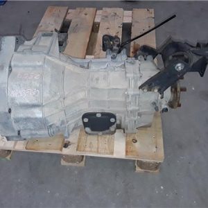 Nissan CABSTAR Caja/Chasis (F24)