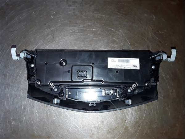 Nissan Qashqai (J11E)(2013->)