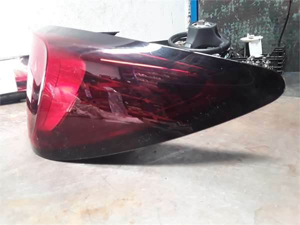 Opel Astra K Berlina 5p (09.2015->)