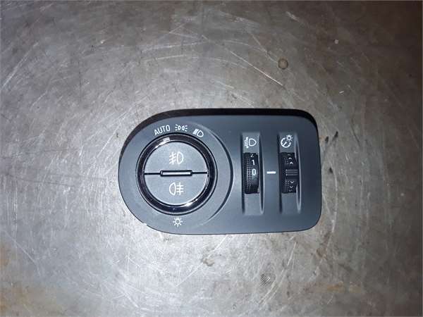 Opel Astra K Berlina 5p (09.2015->)