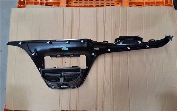 Peugeot 208 (01.2012->)