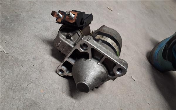Renault Clio II Fase II (B/CB0)(2001->)
