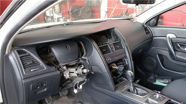 Renault Latitude (2010->)