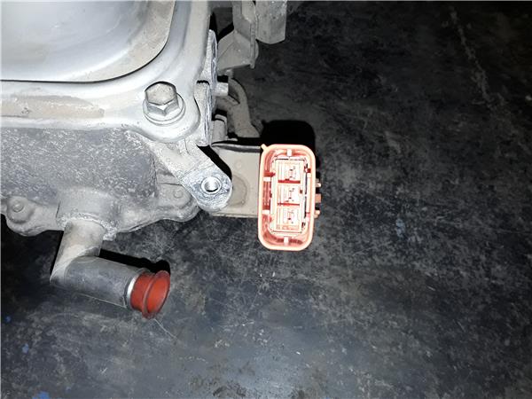 Toyota Prius (NHW20)(2004->)