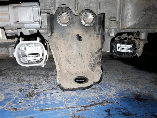 Toyota Prius (NHW20)(2004->)