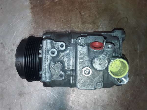 Volkswagen CRAFTER 30-50 Furgón (2E_)